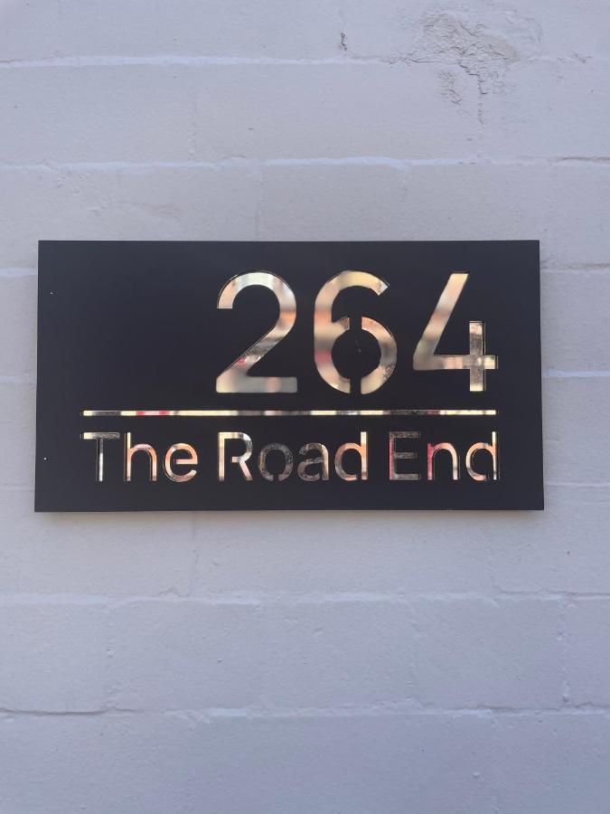 264 The Road End Hotel Liverpool Exterior photo